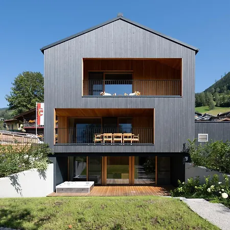 - Haus Jolanda * Piesendorf