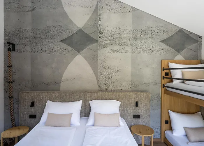 - Haus Jolanda Apartment *