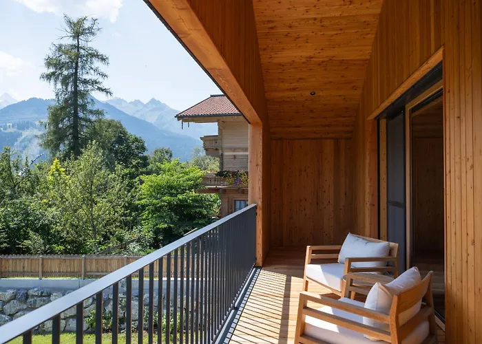 - Haus Jolanda *